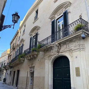 2* Oda ve Kahvaltı Palazzo Rollo